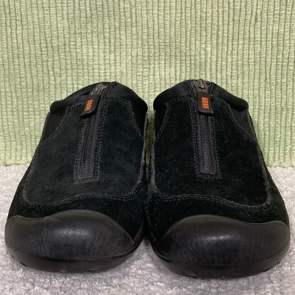 Lands' End Women's Black Suede All Weather Zip up Slip On Loafer Shoes Size 7.5B - Picture 3 of 11